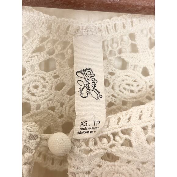 Vintage Free People Sheer Crochet Lace Embroidered Peasant Top Size XS Ivory - Picture 5 of 7